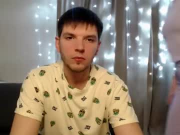 couple Sex Cam Girls Roleplay For Viewers On Chaturbate with welly_berry