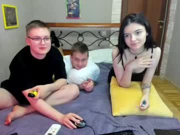 couple Sex Cam Girls Roleplay For Viewers On Chaturbate with sambradleyy