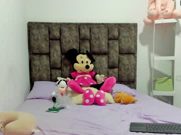 couple Sex Cam Girls Roleplay For Viewers On Chaturbate with lesly_thopsom