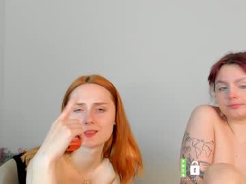 couple Sex Cam Girls Roleplay For Viewers On Chaturbate with evelyn_hey