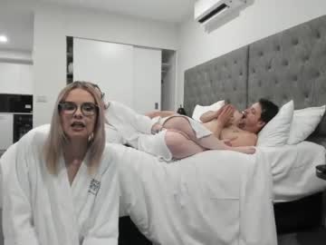couple Sex Cam Girls Roleplay For Viewers On Chaturbate with aimee_jay94