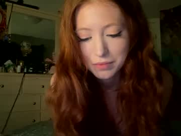 girl
        redgingersnapz cam image #6370354