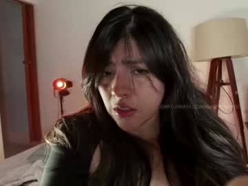 girl
        isabeyferrec cam image #5517669