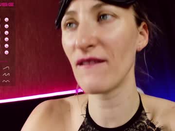 girl
        eva__blonde cam image #720732