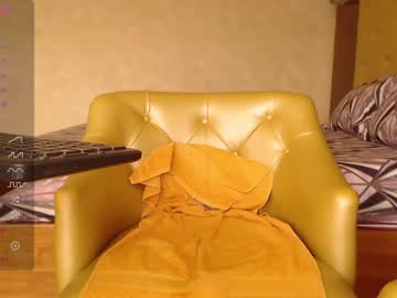 girl
        amirarossee cam image #3864064