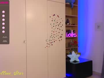 girl
        callme_star cam image #1235868