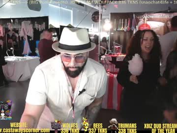couple
        bigbananamilfshake cam image #6034377