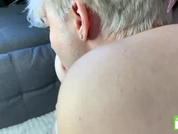 couple
        fkkmeplss cam image #2356780