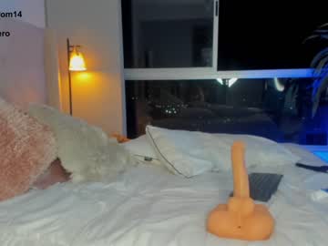 girl
        swt_molly cam image #2147941
