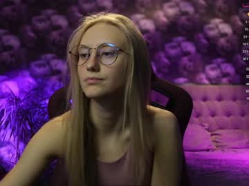 girl
        angeellina cam image #1016752