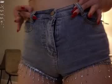 girl
        kimi_kay cam image #4527133