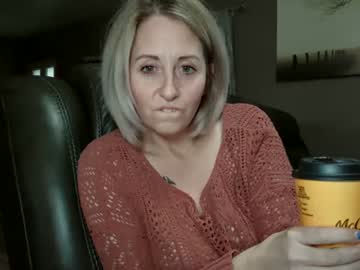 girl
        joliexx41 cam image #3442844