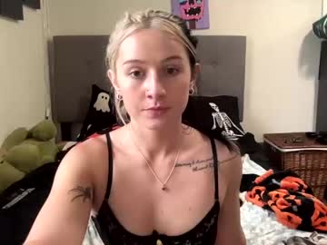 girl
        charlybarbie cam image #3207571
