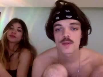 couple
        bluntsandblowjobs cam image #3419359