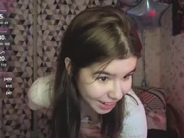 girl
        sladkoezka cam image #6440292