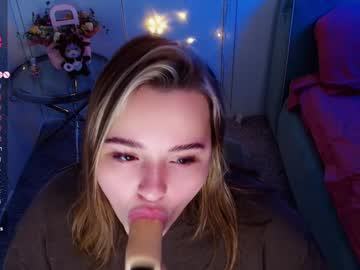 girl
        melissabowen cam image #5778035