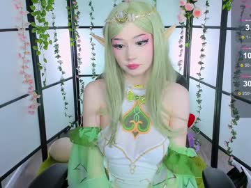 girl
        milkycute cam image #4917024