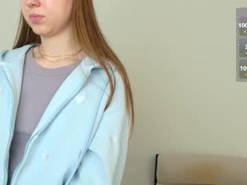 girl
        nico_collard cam image #6501740