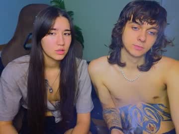 couple
        do_u_know_them cam image #4643624