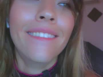 girl
        _demi_dee_ cam image #6774262