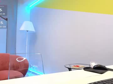 girl
        lovlybambi cam image #5120426