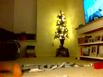 girl
        cloudsbell cam image #582084
