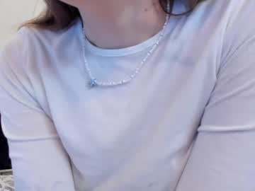 girl
        mira_tasty cam image #5791696