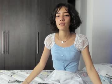 girl
        yunseohant cam image #1901016