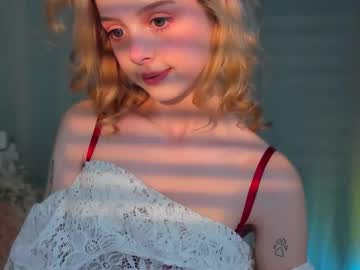 girl
        little_anitta cam image #6369633