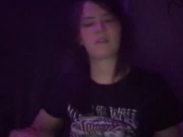 girl
        ghostkitti cam image #5112590