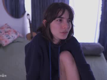 girl
        maria_alfonsina_ cam image #3874526