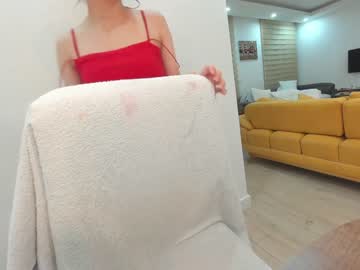 girl
        ehotlovea cam image #112246