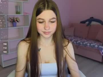 girl
        kristy_mey cam image #6519850