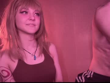couple
        darkfirenight cam image #2605767
