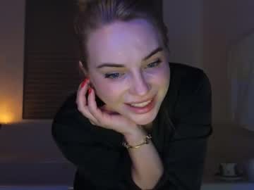 girl
        wolfetrap cam image #875728