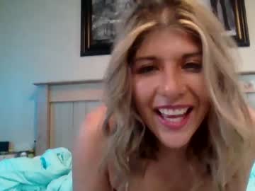 girl
        hubbydsntkno cam image #1710216