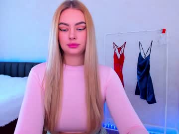 girl
        8a8y_nura cam image #883163