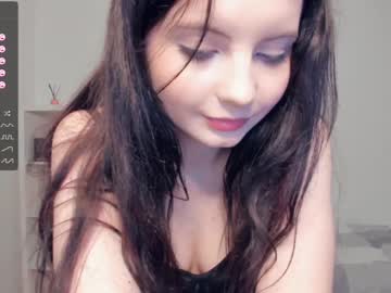 girl
        hello_mysun cam image #2611587