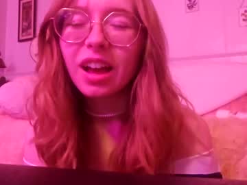 girl Sex Cam Girls Roleplay For Viewers On Chaturbate with luckylychee