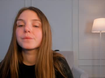 girl
        swetyway cam image #2541715