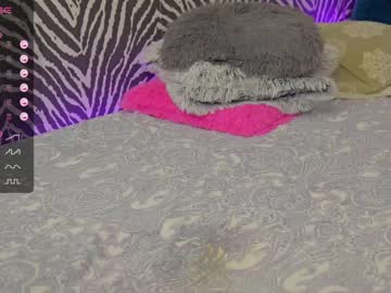 girl
        jennyshow cam image #3900326
