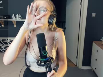 girl Sex Cam Girls Roleplay For Viewers On Chaturbate with mind_of_heart