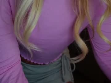 girl
        alex499990 cam image #6792876