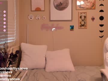 girl
        natalliyanova cam image #2963536
