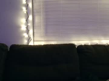 couple
        strokinandsmokin69 cam image #3182069