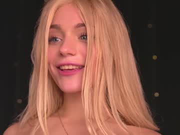 girl
        kittessa cam image #5196757