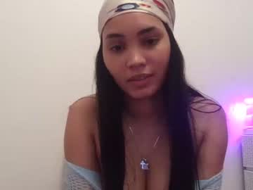 girl
        dreamloverzee cam image #3465710