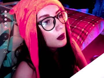 girl
        lsqueen cam image #2836961