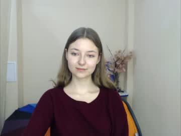 girl
        vivien_leight cam image #1029906