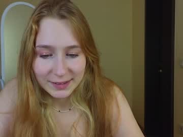 girl
        annikie cam image #2951250